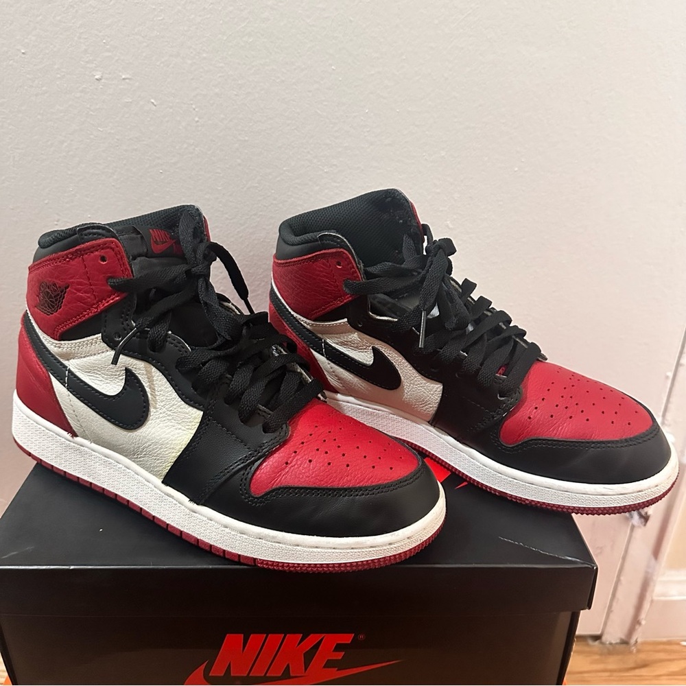 Jordan 1 Retro Bred Toe